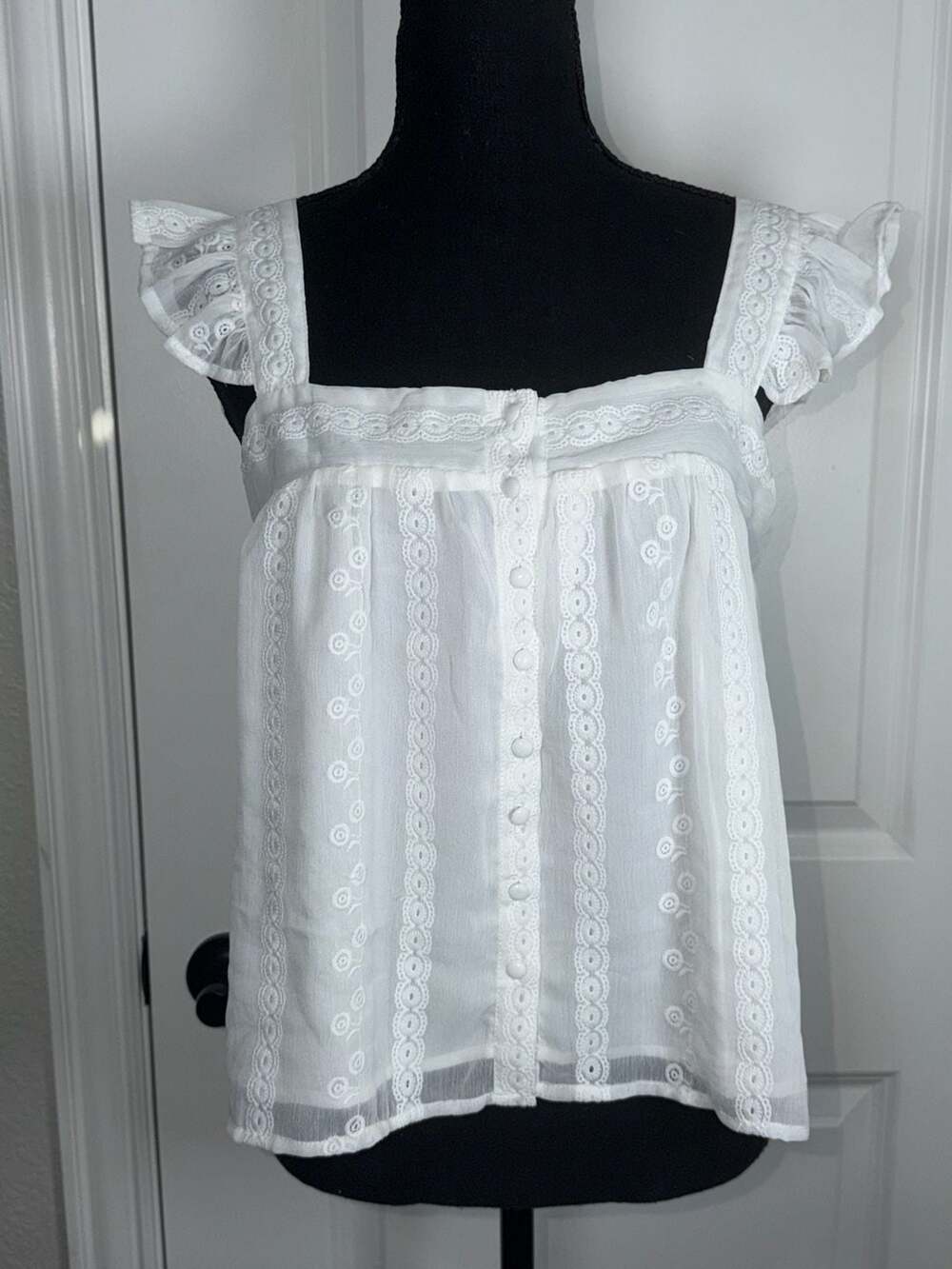 Lulus White Eyelet Lace-Trim Ruffle Strap Square Neck Sleeveless Top